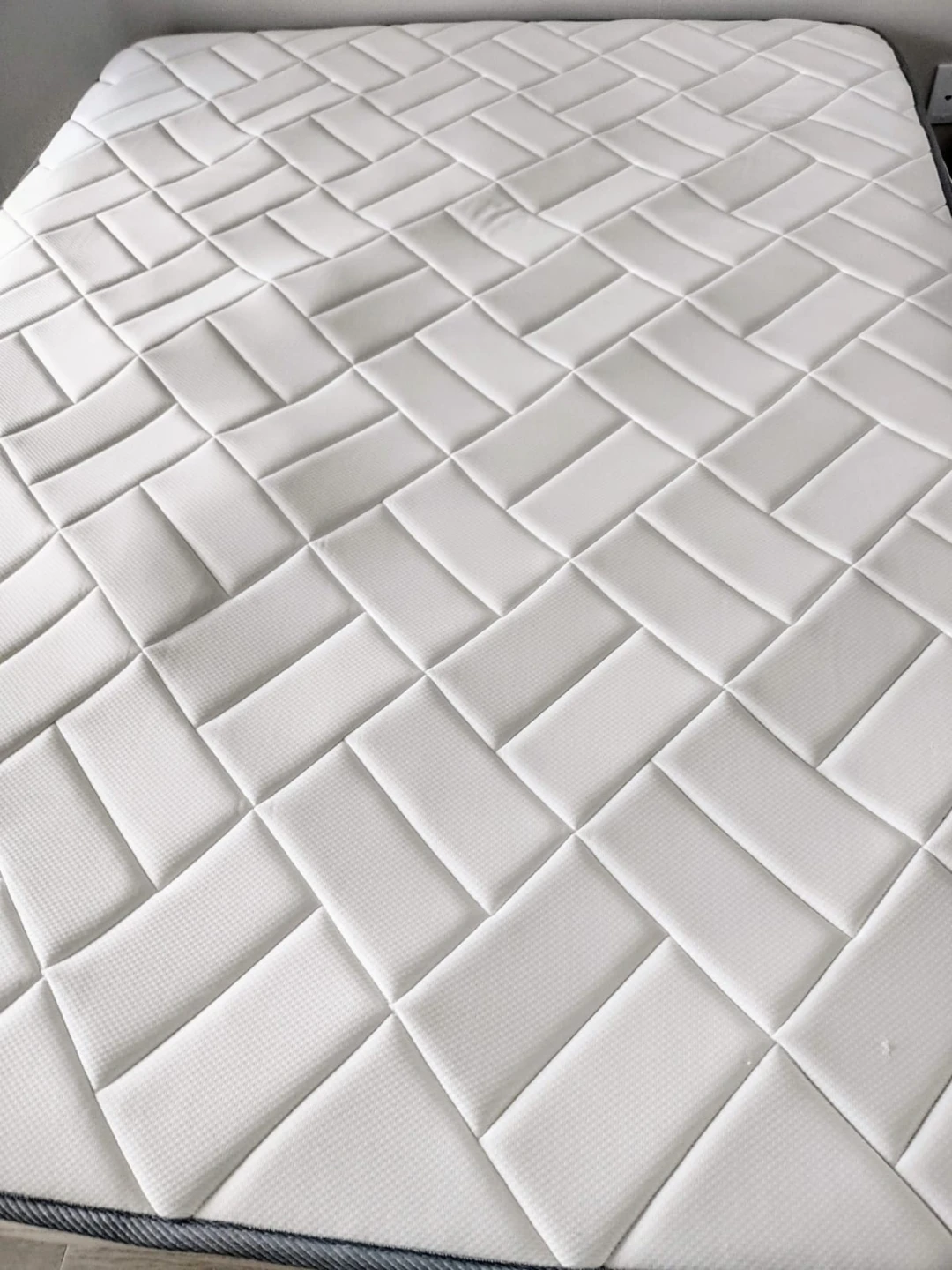 Free Queen Mattress - photo 2