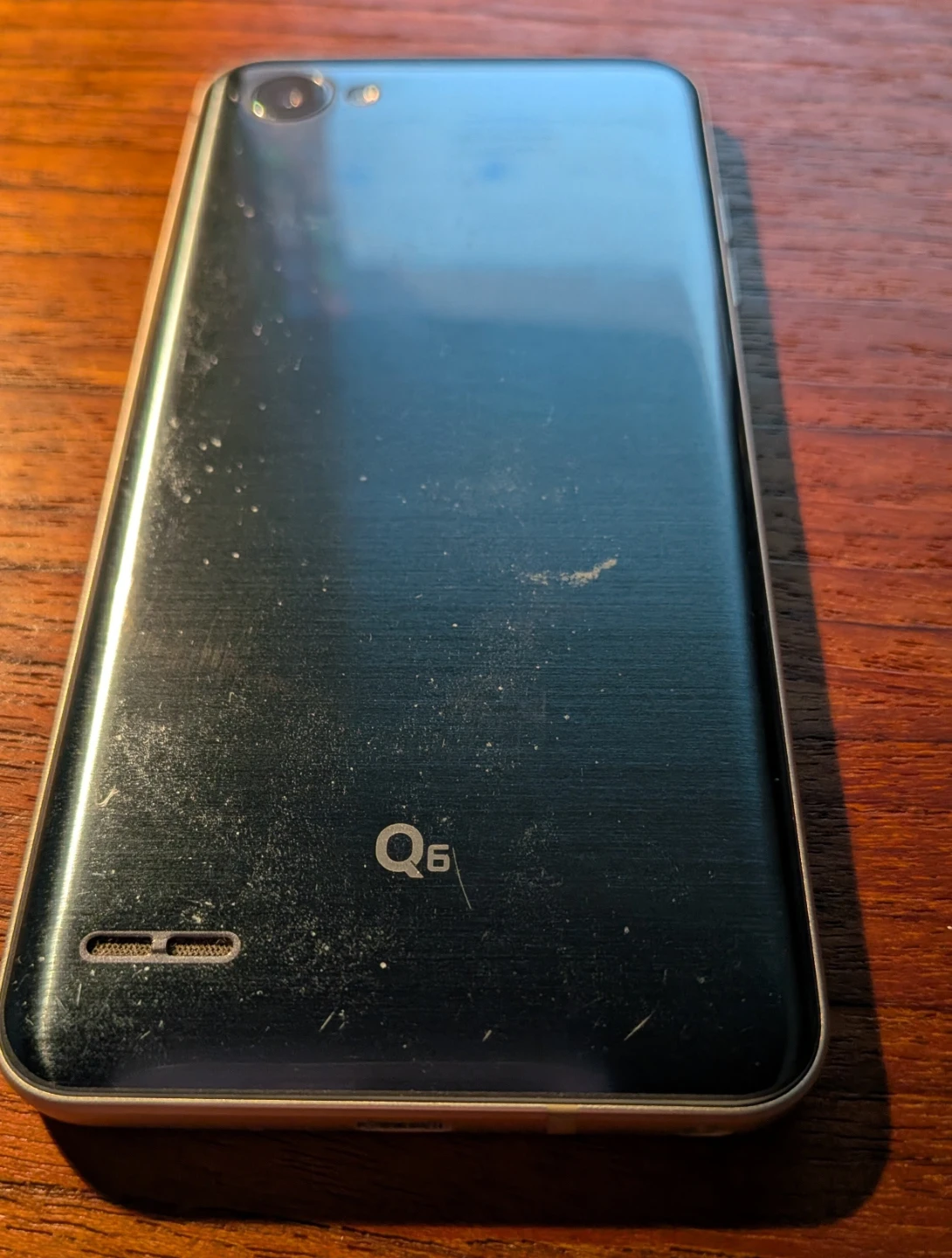 LG Q6 Smartphone - photo 2