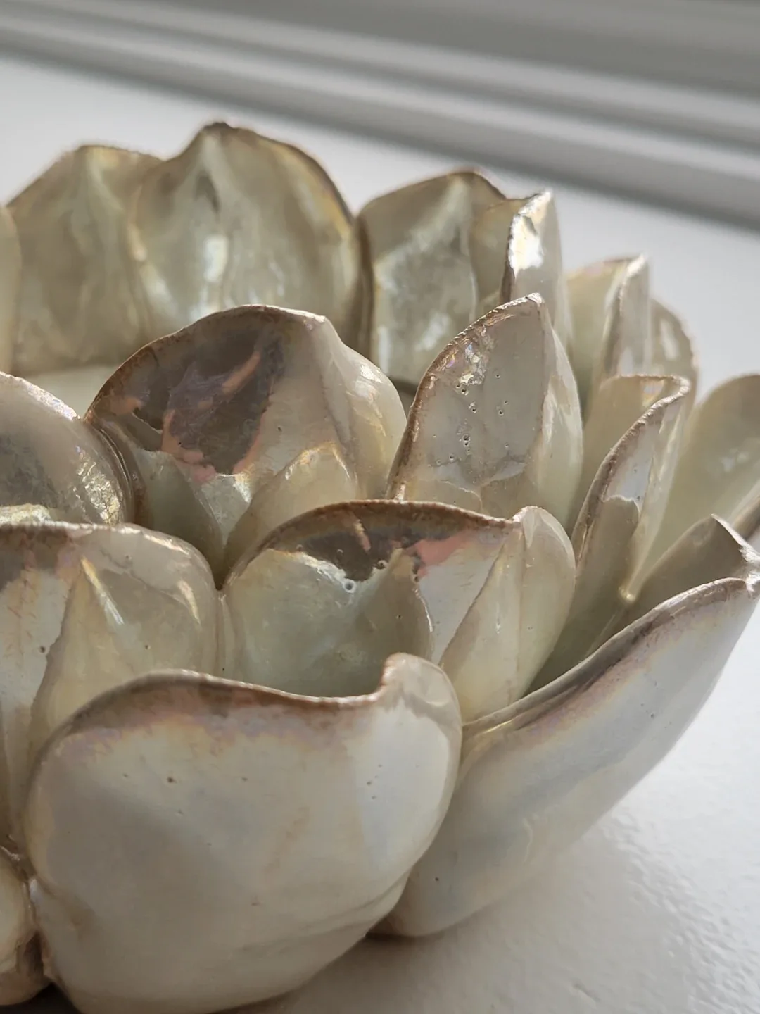Ceramic Lotus Flower Candle Holder. 7 inch diameter! image indicator(2)
