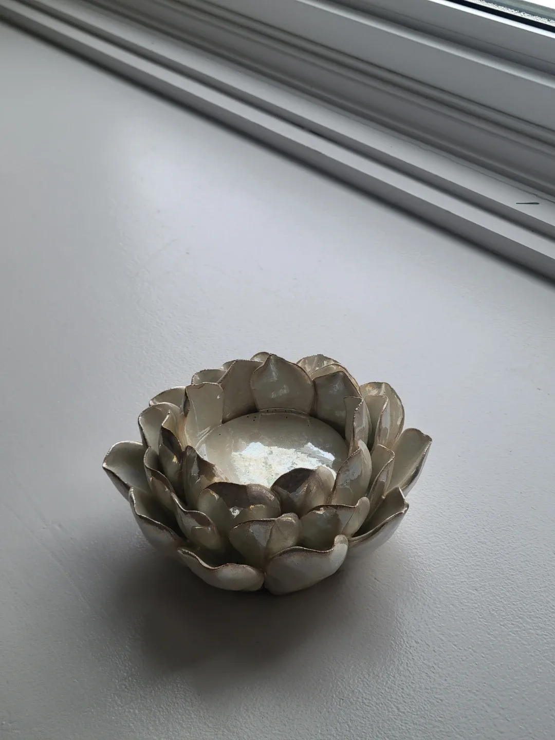 Ceramic Lotus Flower Candle Holder. 7 inch diameter!