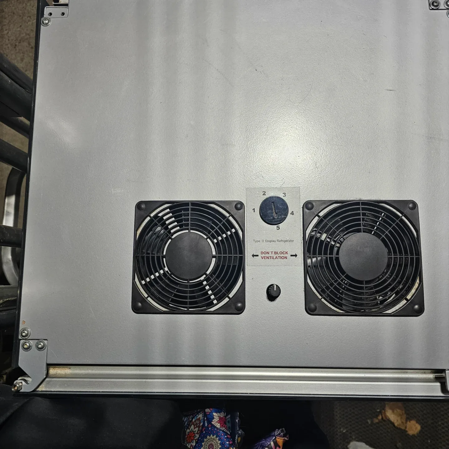 Red Bull Display Refrigerator image indicator(3)