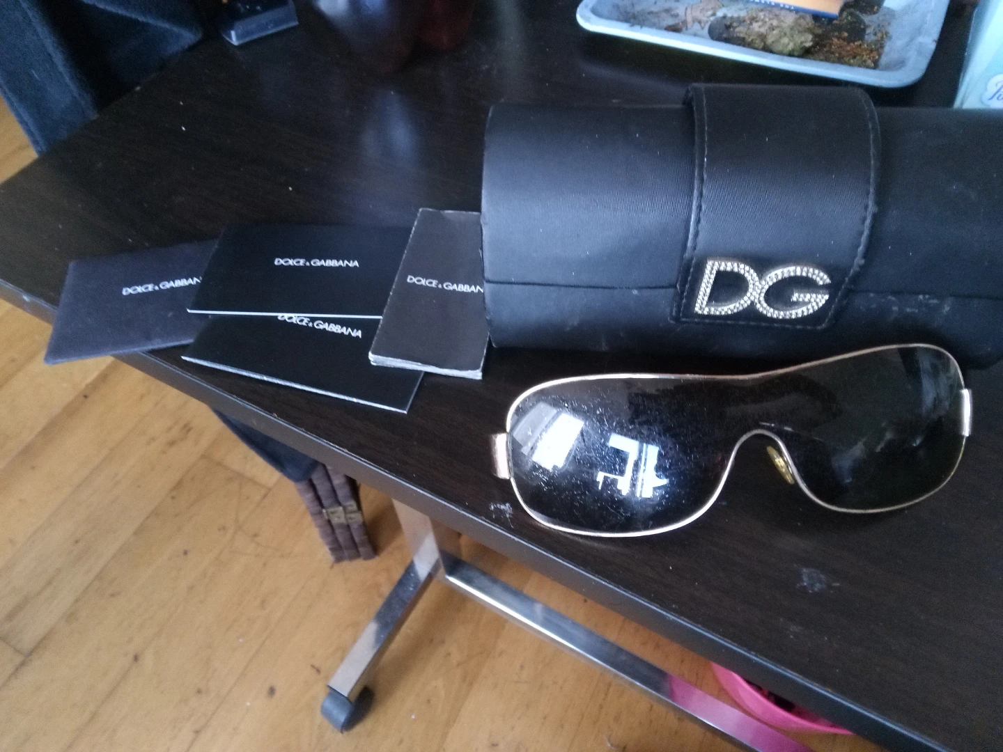 Dolce & Gabbana Sunglasses with Case - photo 4