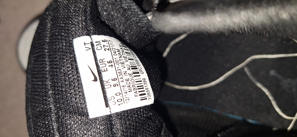 Nike Air Jordan 1 High - Black/White - US 10 - photo 2