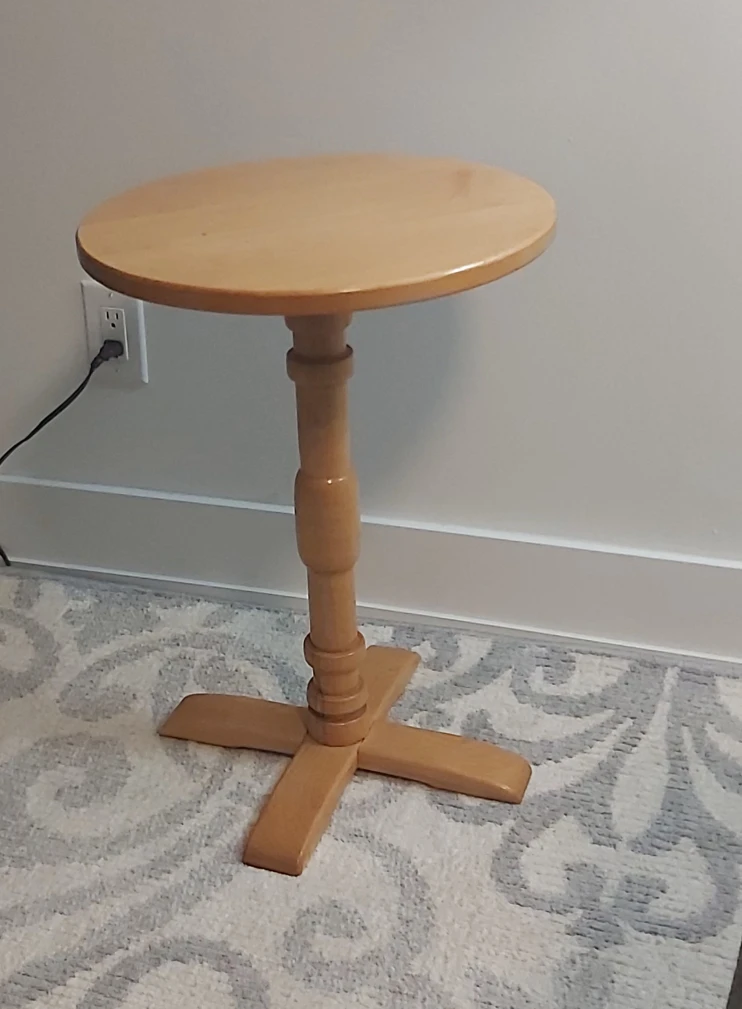 Round side Wood table - photo 2
