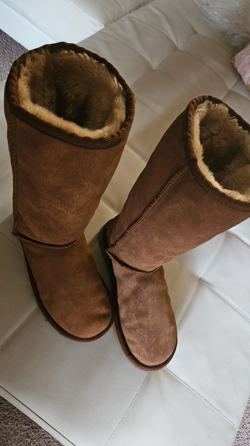 UGG Classic Tall Boots - Size 6 - photo 3