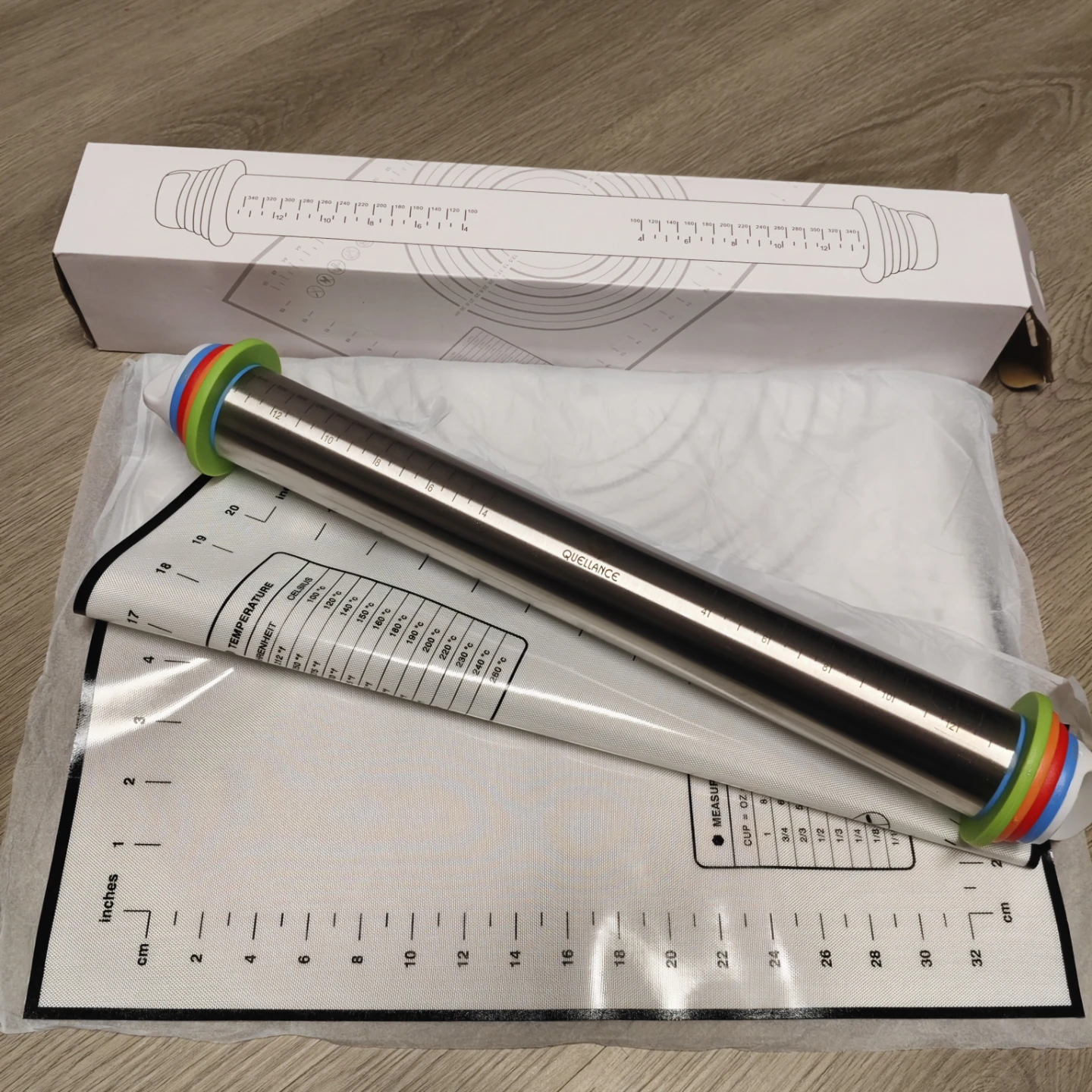New QUELIANCE Rolling Pin & Pastry Mat Set