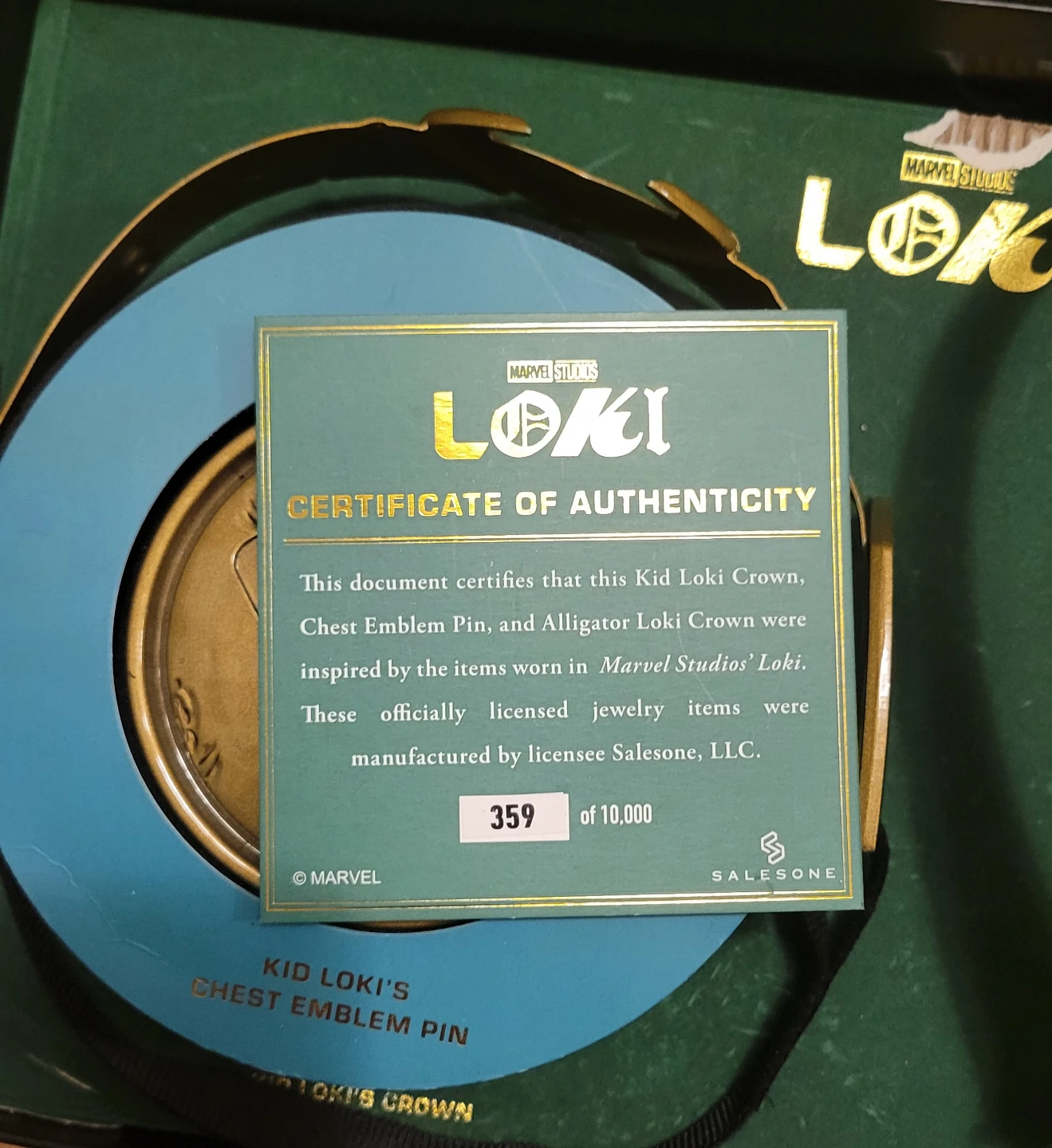 Marvel Loki Limited Edition Box Set - photo 3