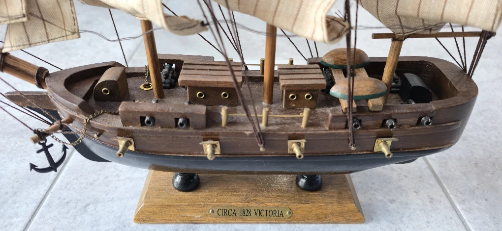 Wooden Model Ship Decor - photo 5