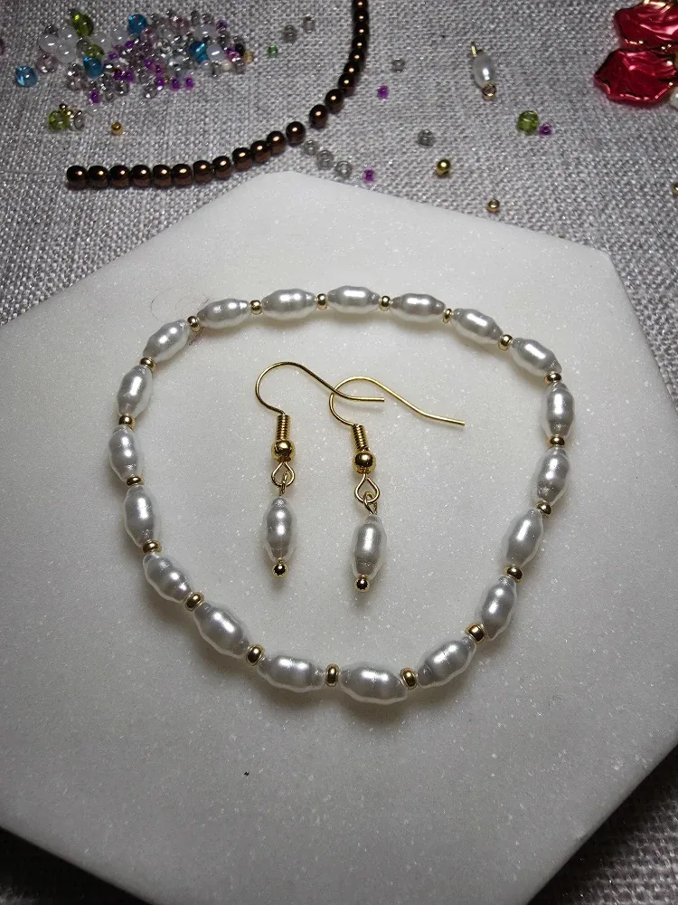 Pearl Bracelet and Earring Set