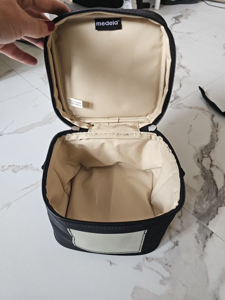 Medela Breast pump +accessories - photo 4