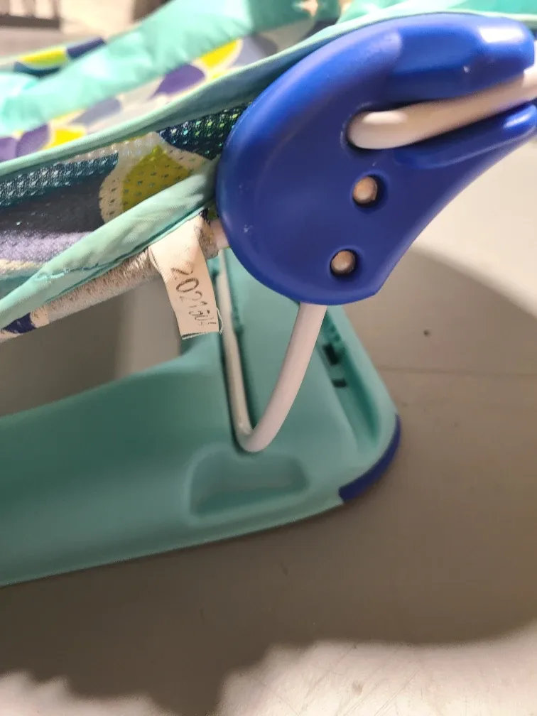 Summer Infant Comfy Bath Seat #cleanout image indicator(2)