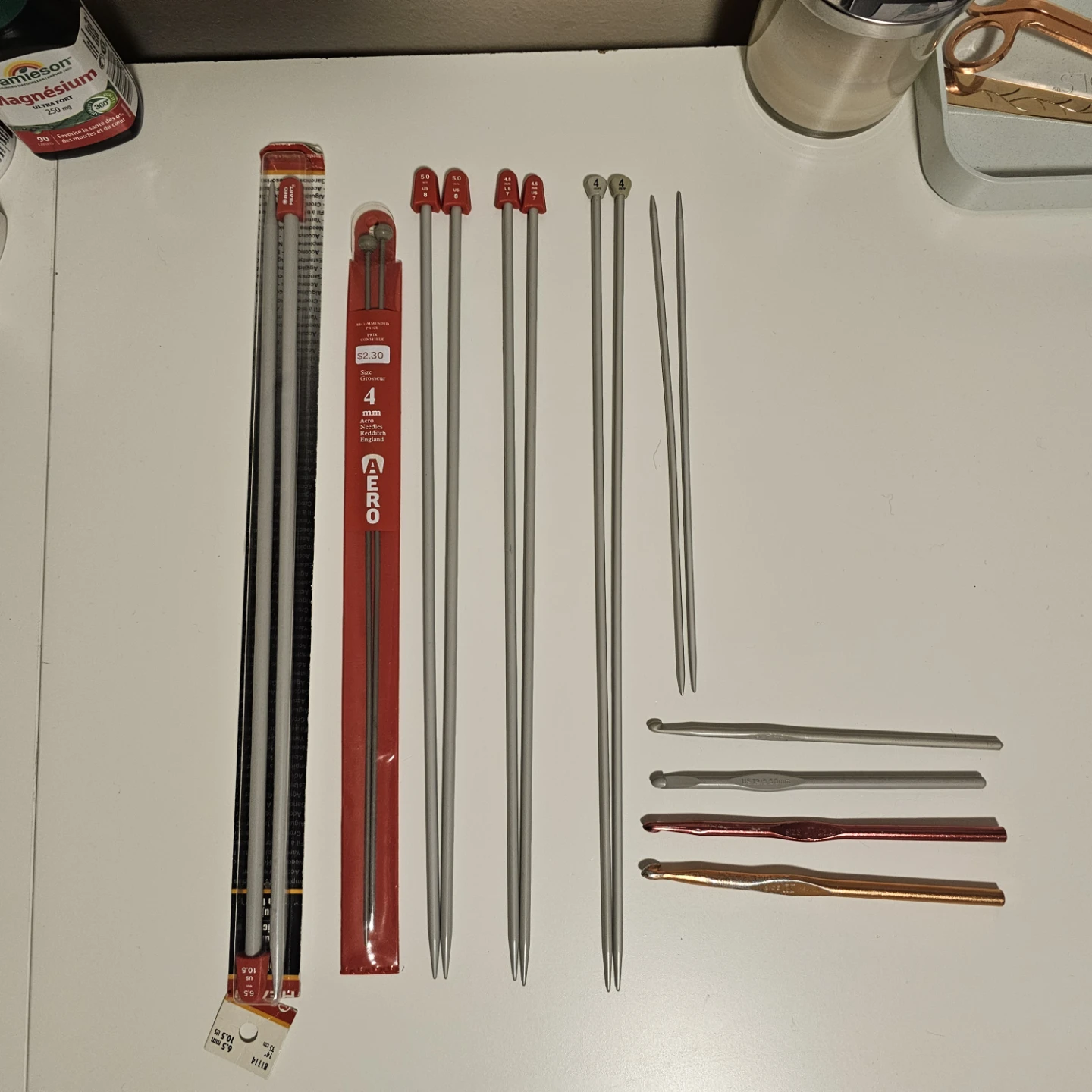 Yarn and needles - photo 4