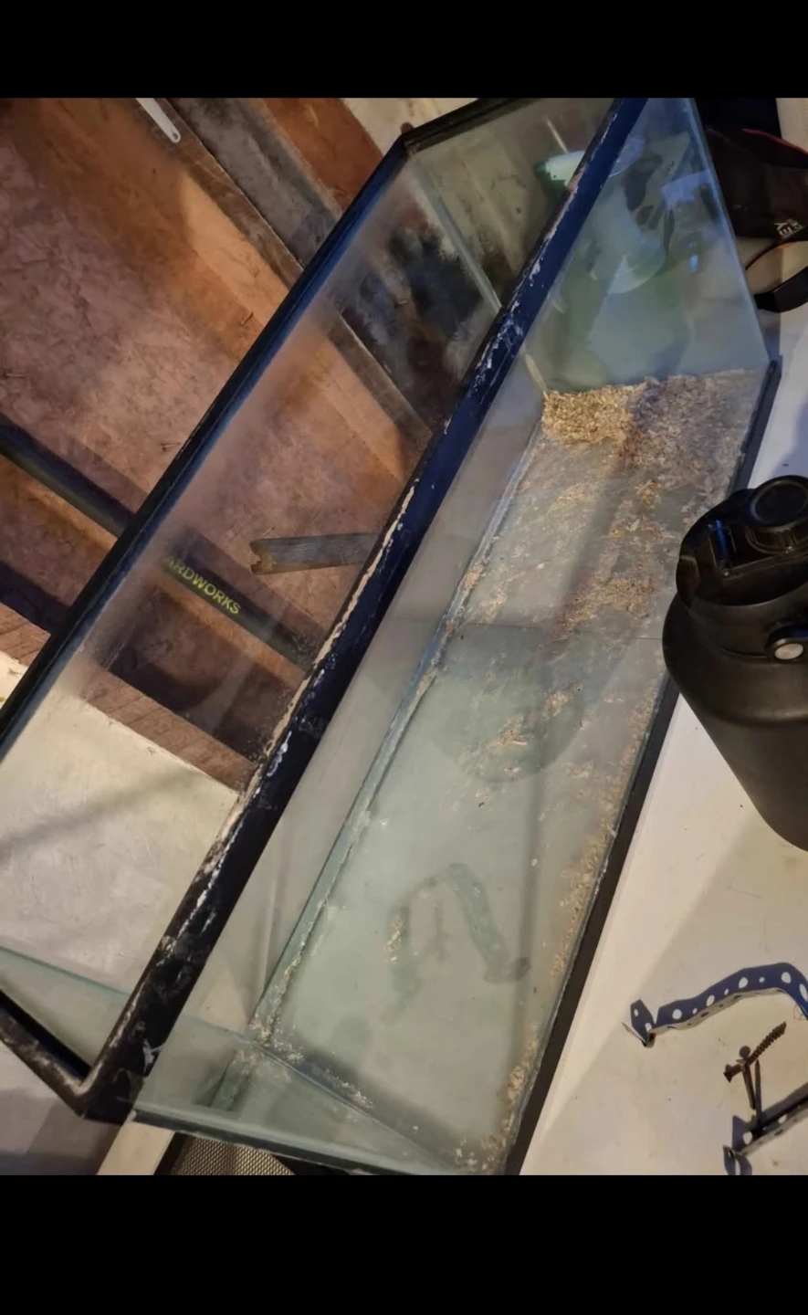 36" COMES WITH FREE SILICONE