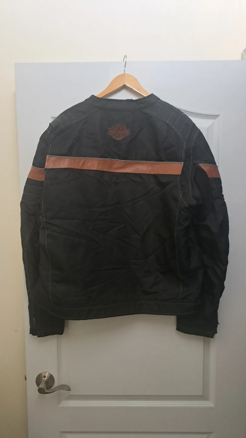 Harley Davidson Jacket XL image indicator(3)