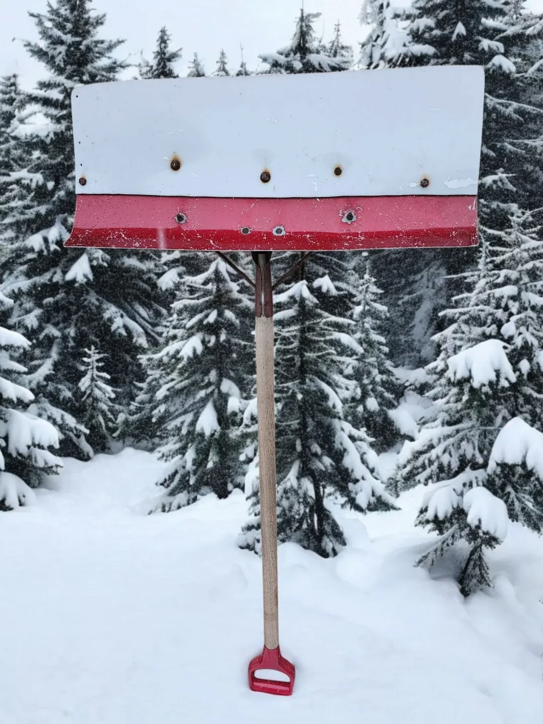 2 heavy-duty snow pusher shovels $20 each 🥕 image indicator(3)