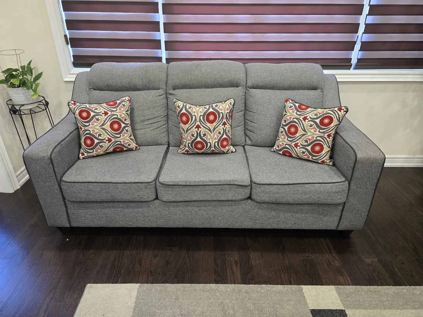Sofa set - 3 piece, moving sale, 2 3-seaters and 1 daybed