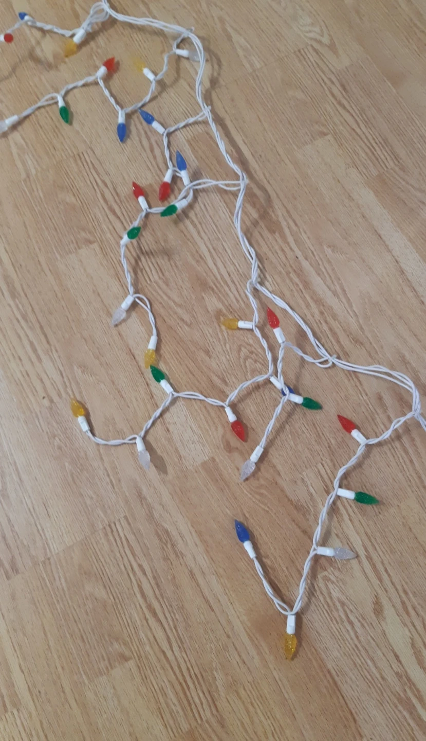 (6)Strings Of Outdoor Icicle Lights - photo 5