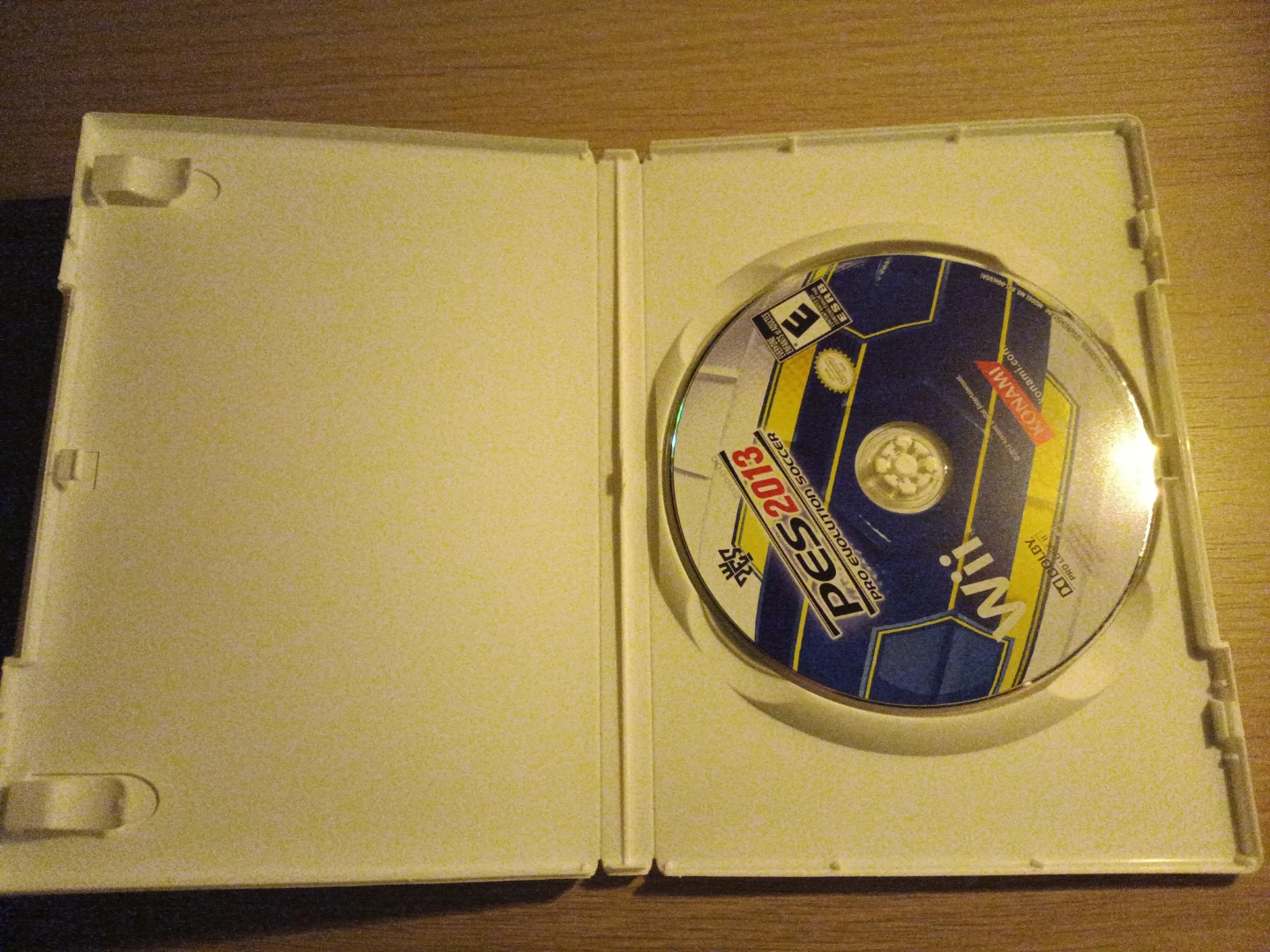 PES 2013 Pro Evolution Soccer - Nintendo Wii Game - photo 3