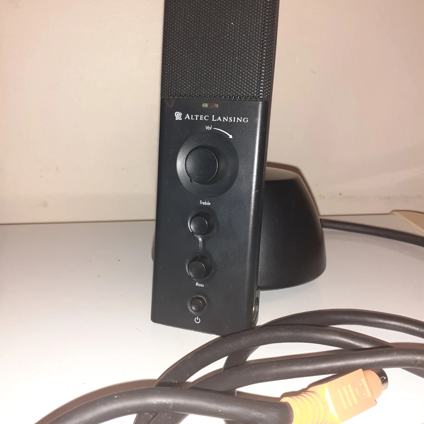 Altec Lansing VS4121 Subwoofer - photo 3