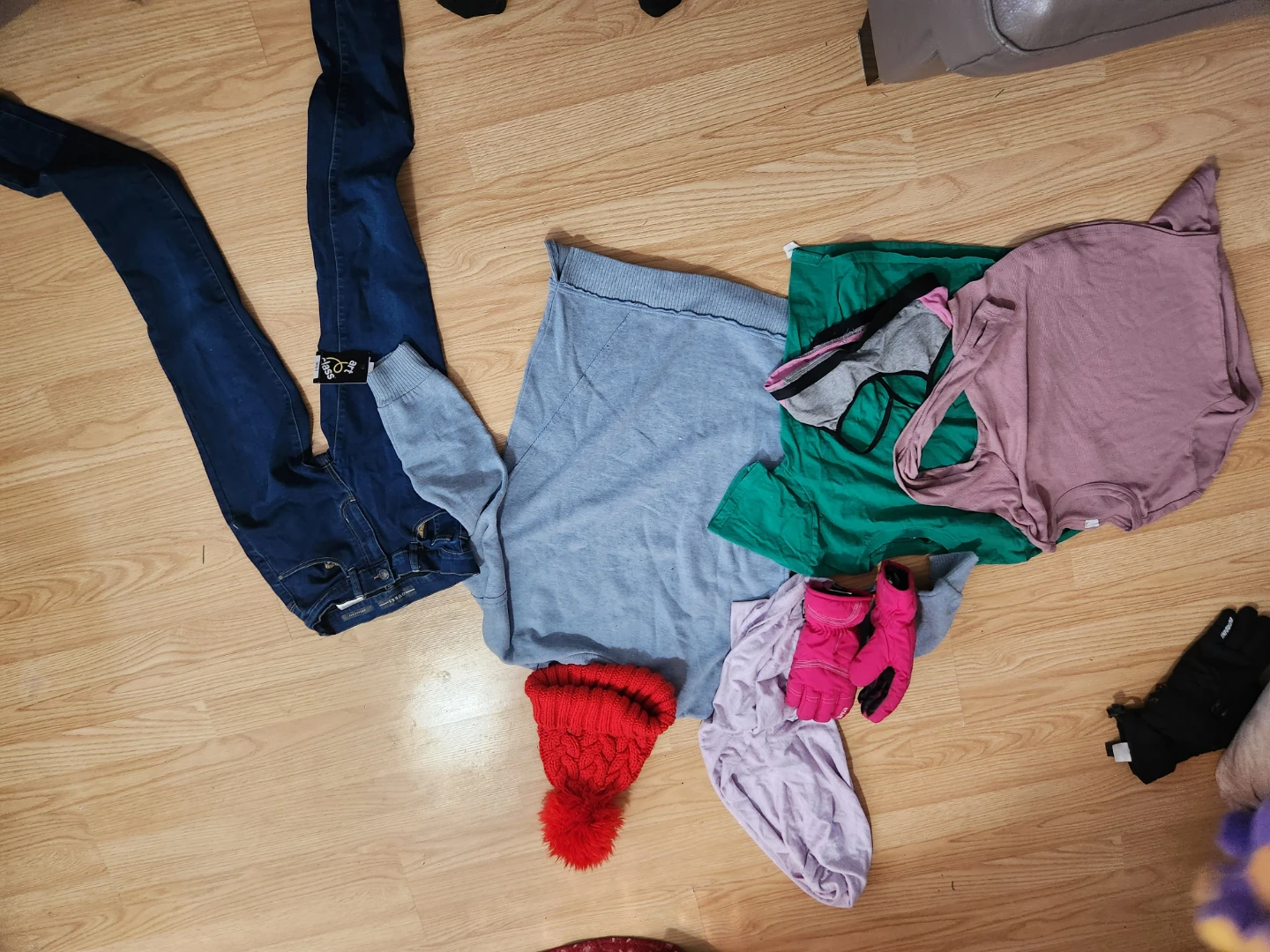 Girls clothes ranging in sizes from 14 (youth) to XS