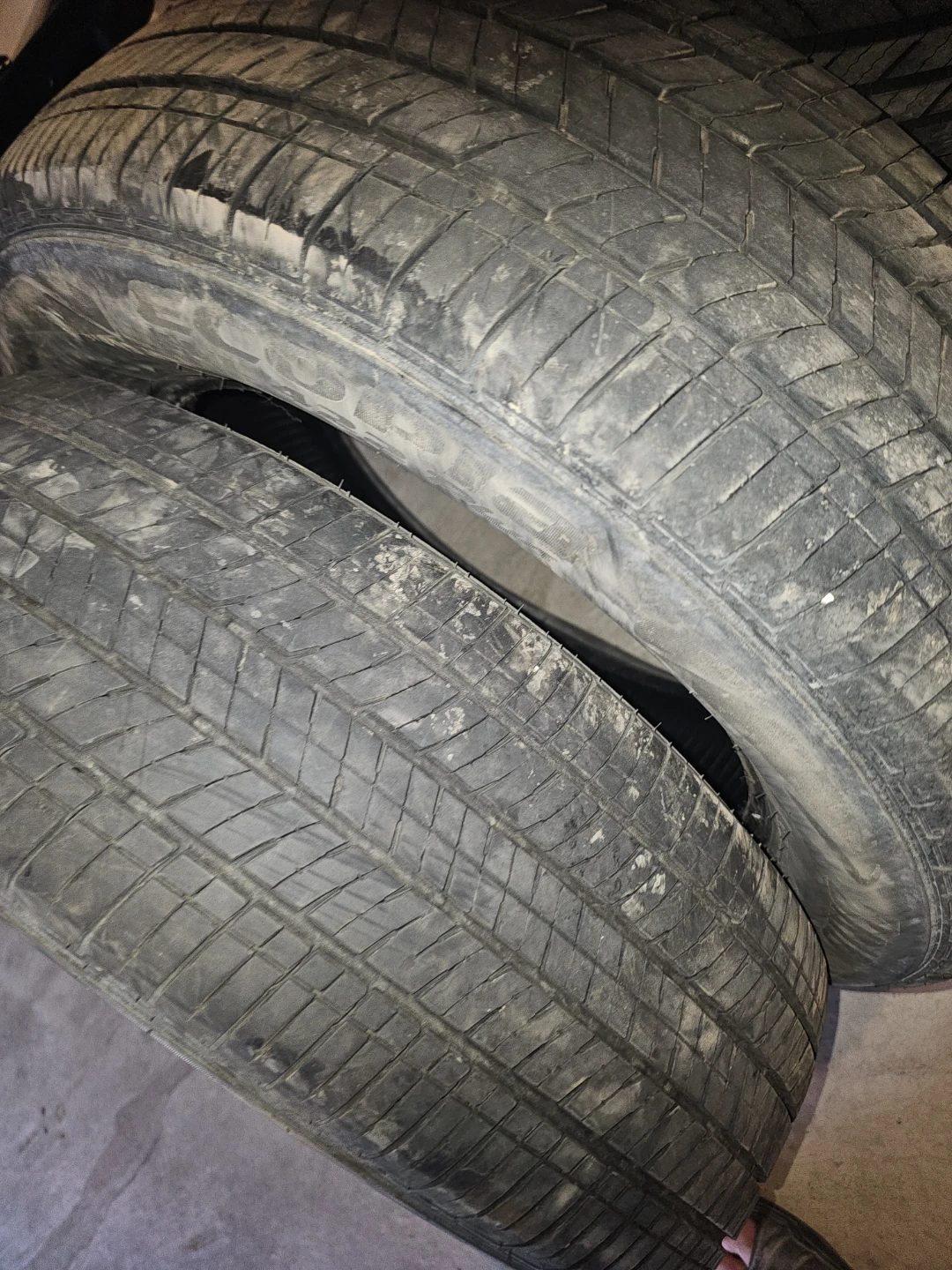 225/65/R17 Bridgestone ecopia all season tires full set - photo 2