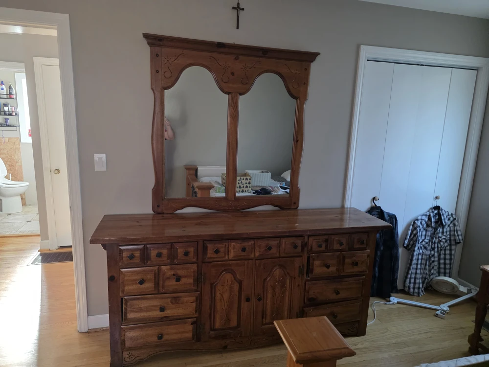Wooden Bedroom Set - Dresser, Nightstand, Bed Frame - photo 2