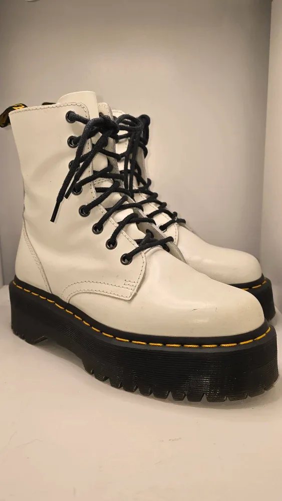 Dr Martens white platform 6us 4uk #Cleanout