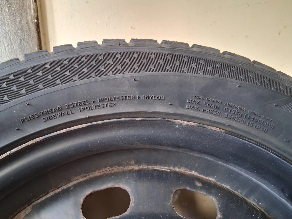 Hankook Winter i*cept IZ2 Studless Tire - photo 4