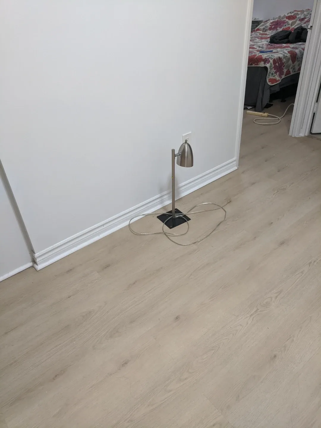 Silver Desk Lamp image indicator(6)