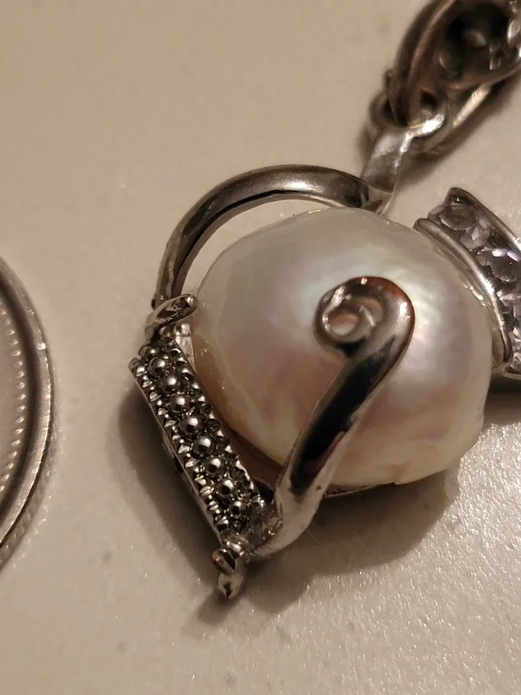 Pearl Pendant Necklace image indicator(4)