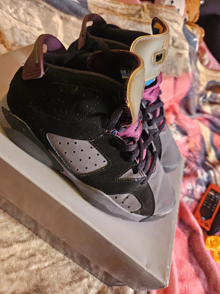 Jordan 6 Retro Bordeaux - Youth Size 3Y - photo 2