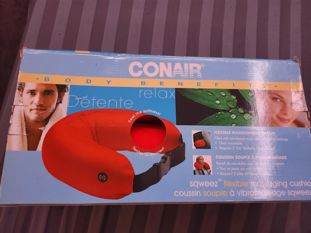 Conair Squeezz Flexible Massaging Cushion - photo 2