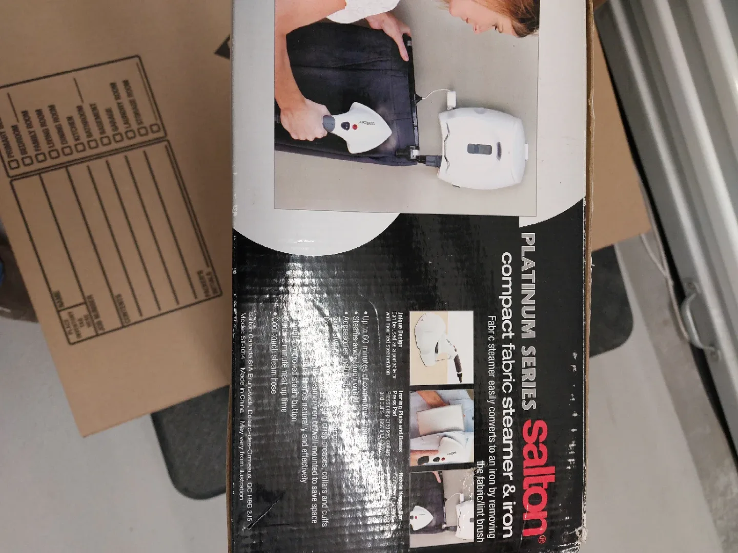 Salton Platinum Series Compact Fabric Steamer & Iron image indicator(3)