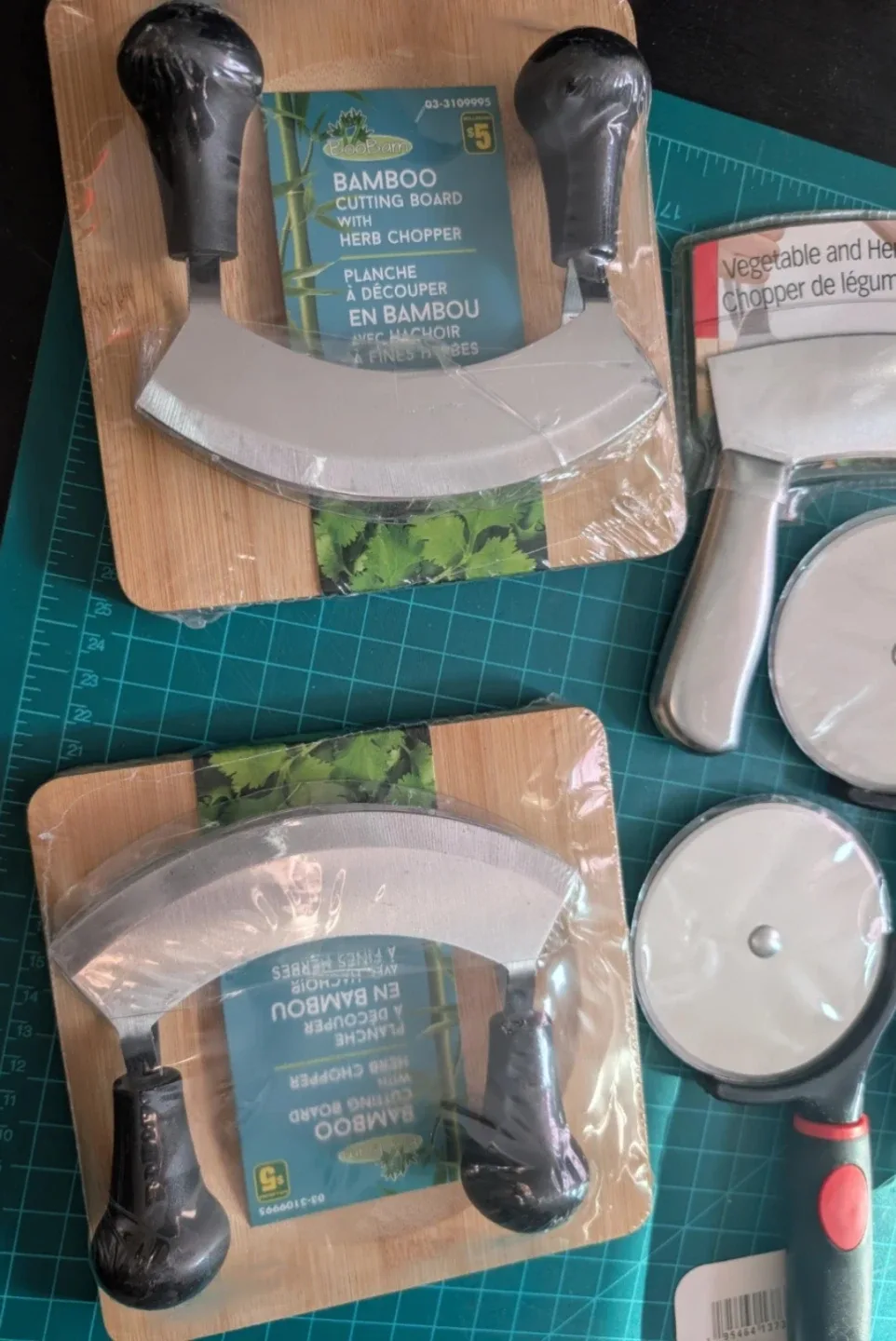 Tovolo 2-in-1 Pizza Wheel, Origins Pizza Rocker & More image indicator(6)