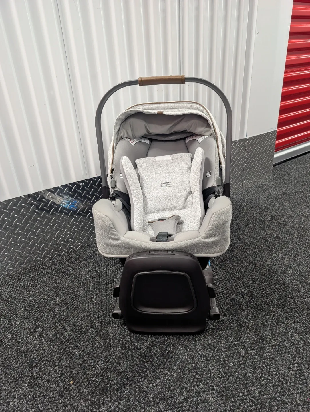 Nuna Pipa RX Infant Car Seat with Base