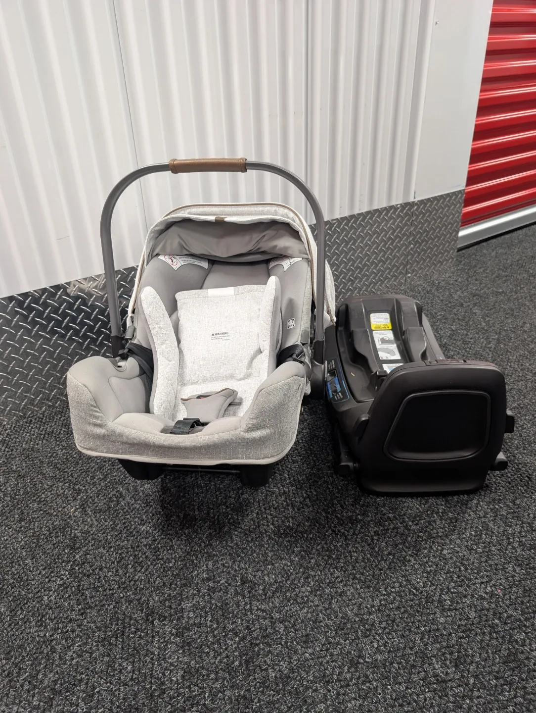 Nuna Pipa RX Infant Car Seat with Base image indicator(5)