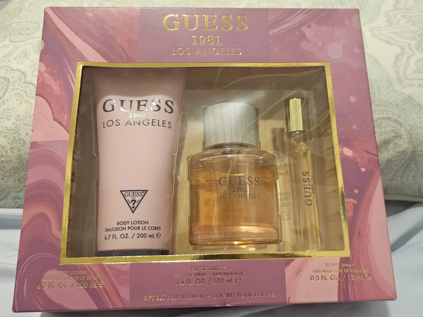 Guess 1981 Los Angeles Natural Sprays & Lotion Gift Set