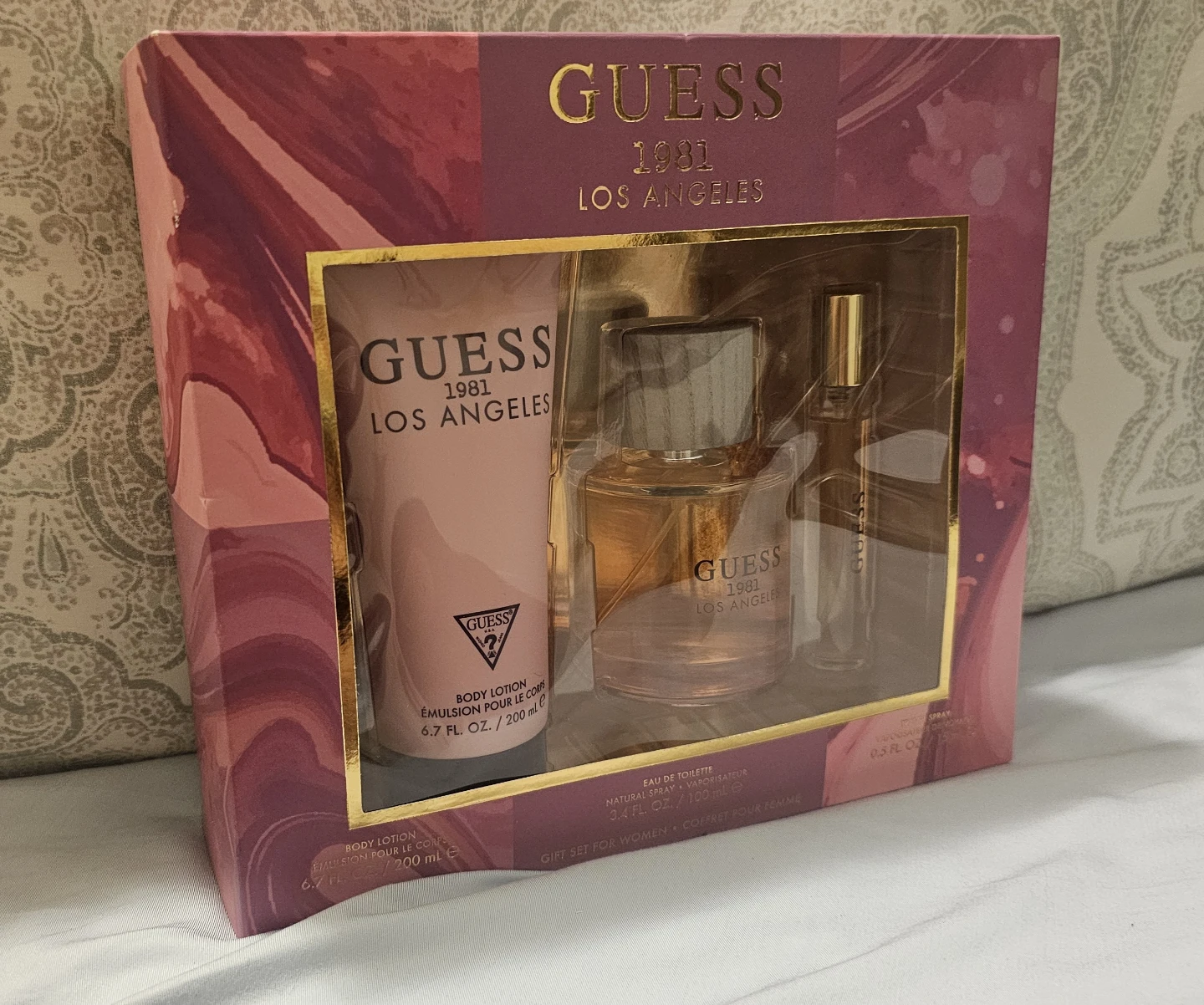 Guess 1981 Los Angeles Natural Sprays & Lotion Gift Set - photo 5