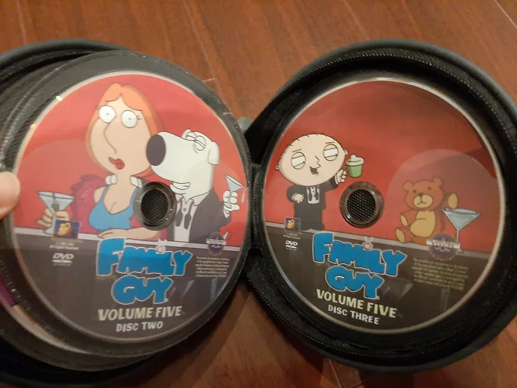 Family Guy DVDs - LOTS! - $2 each image indicator(6)