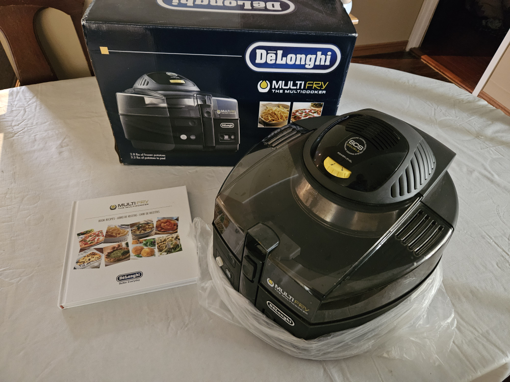 DeLonghi MultiFry Multicooker