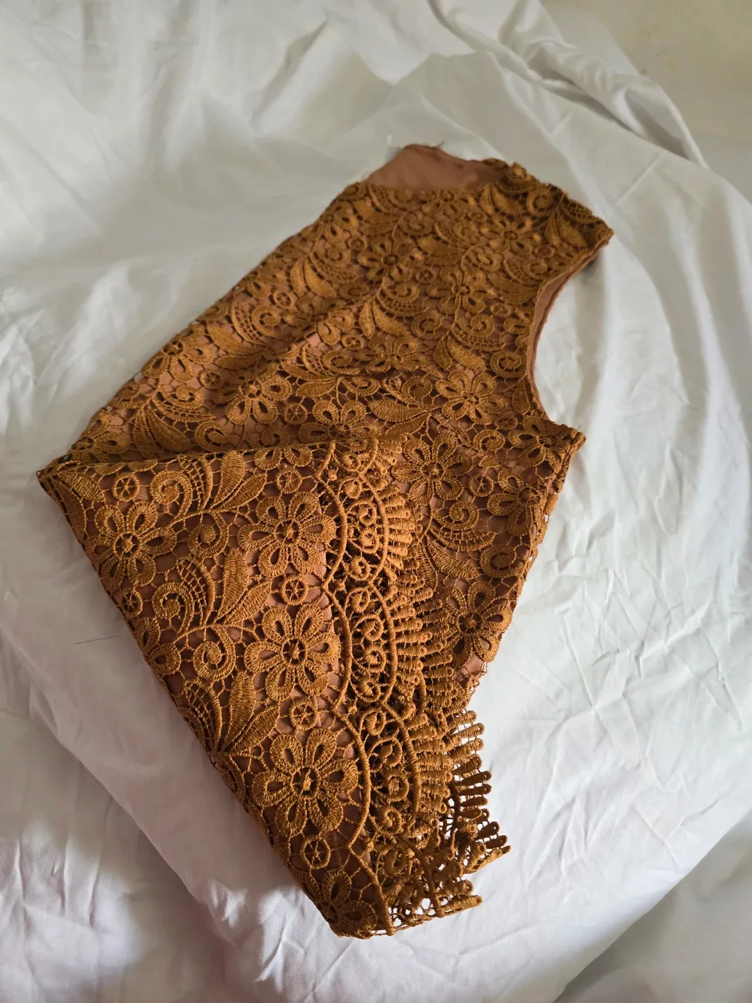 Beautiful New Uniqlo Brown Lace Sleeveless Top #Cleanout image indicator(6)