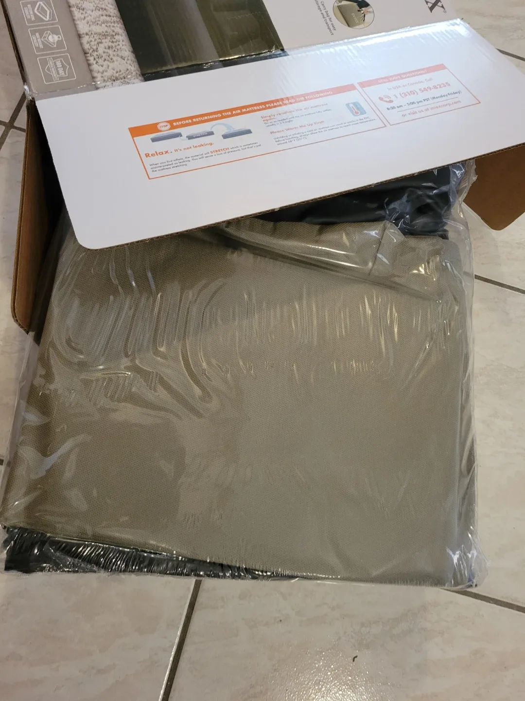 INTEX Dura-Beam Queen Air Mattress with Pump image indicator(8)