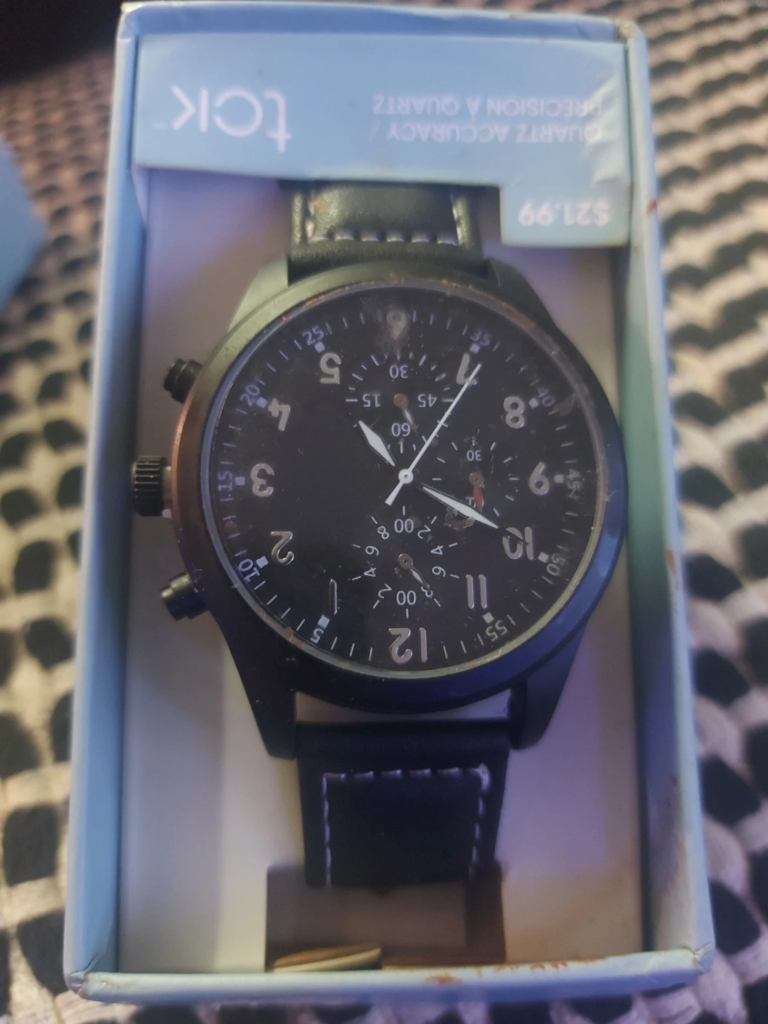tck Quartz Accuracy Watch