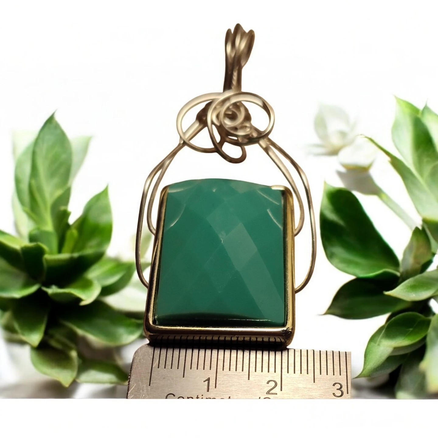 Green Chalcedony, handmade Pendant sitting in sterling silver. - photo 3