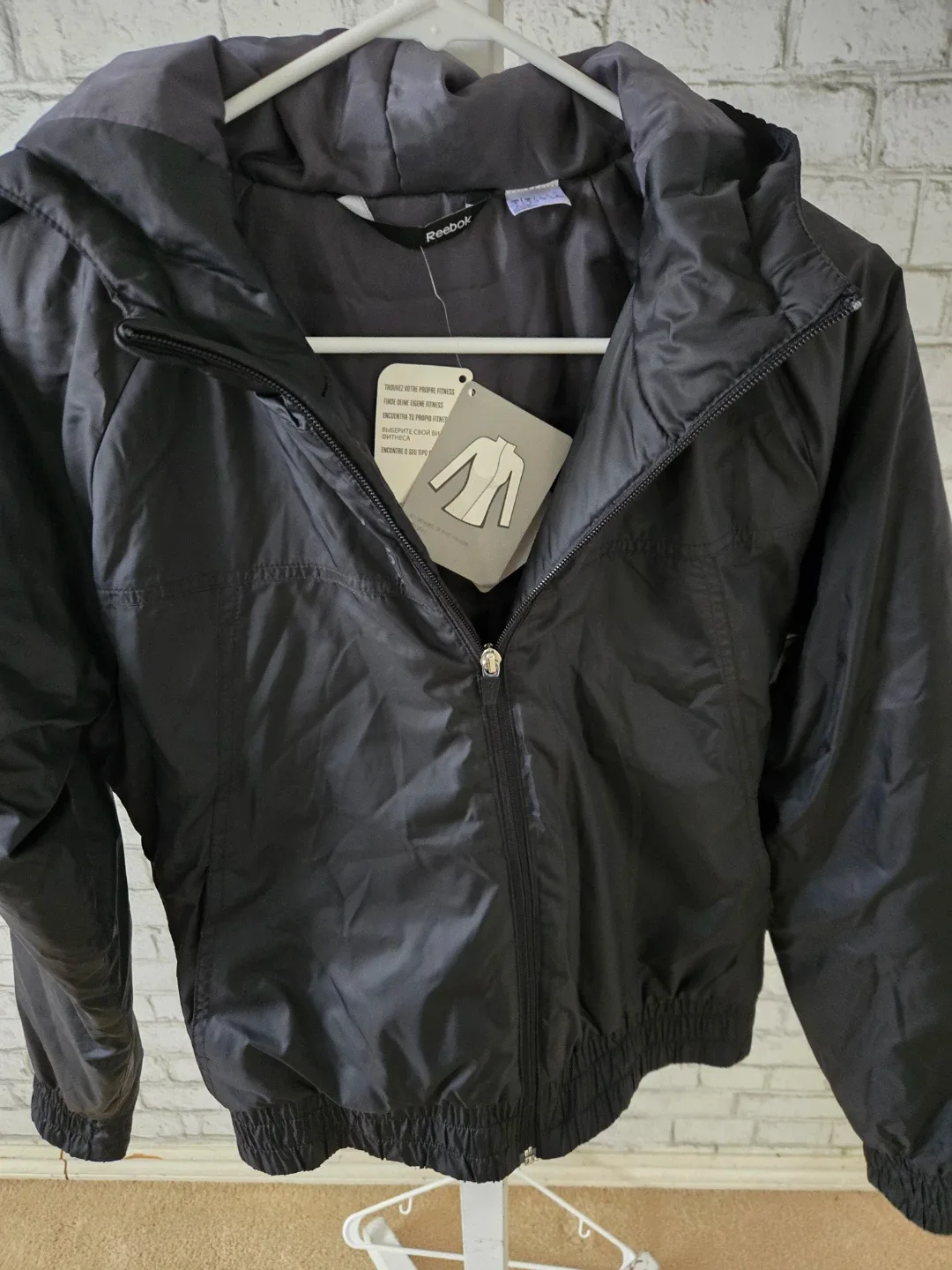 Reebok Black Hooded  Jacket size S image indicator(2)