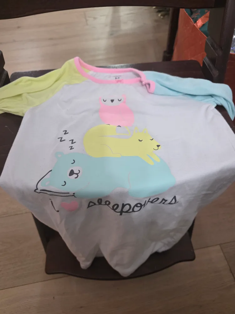 Carter's Size 6-7 Pajamas image indicator(4)