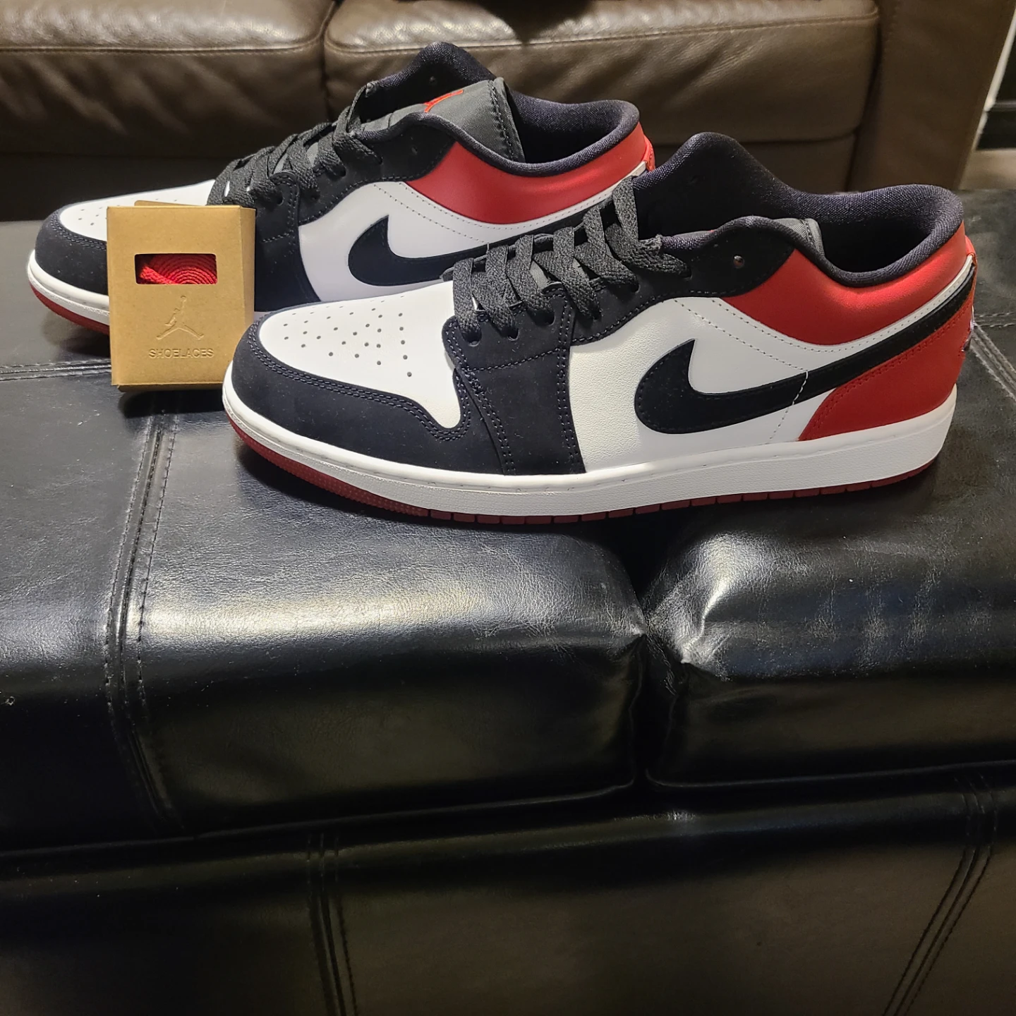 Air Jordan 1 Low SE White/Black/Varsity Red Size 10