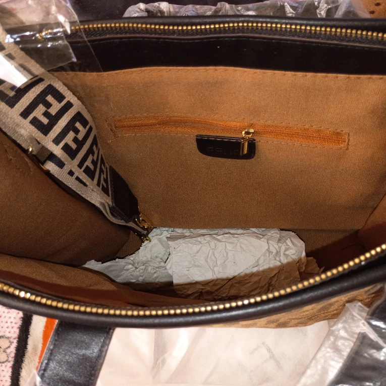 Suka Fendi bag - photo 2