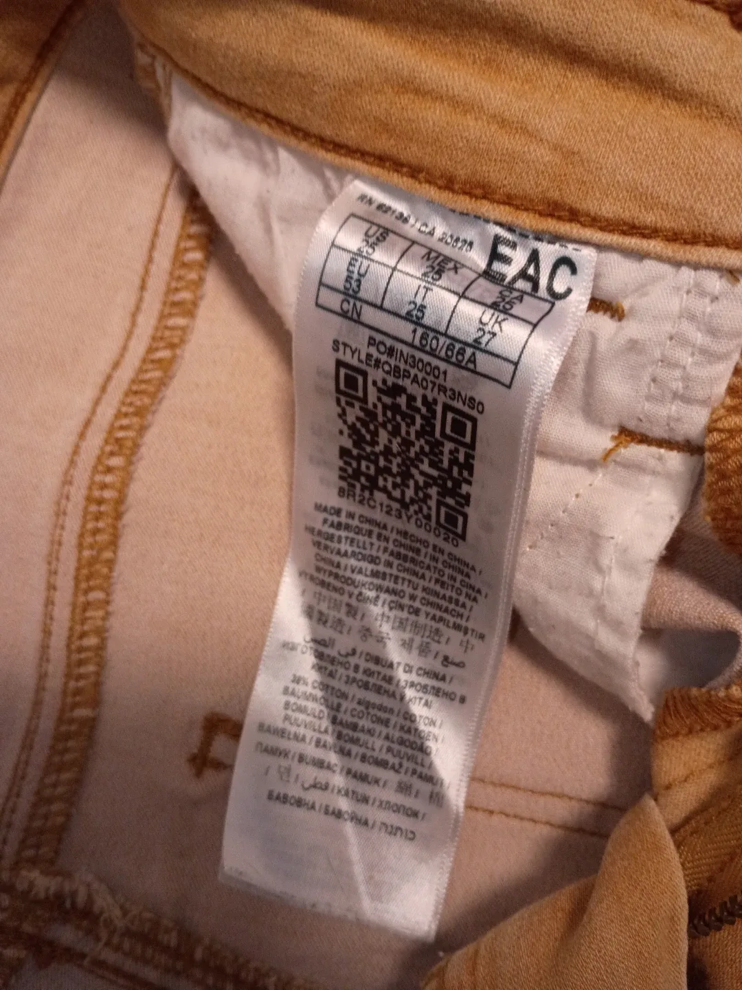 Guess Los Angeles Tan Jeans, Size 25 image indicator(4)