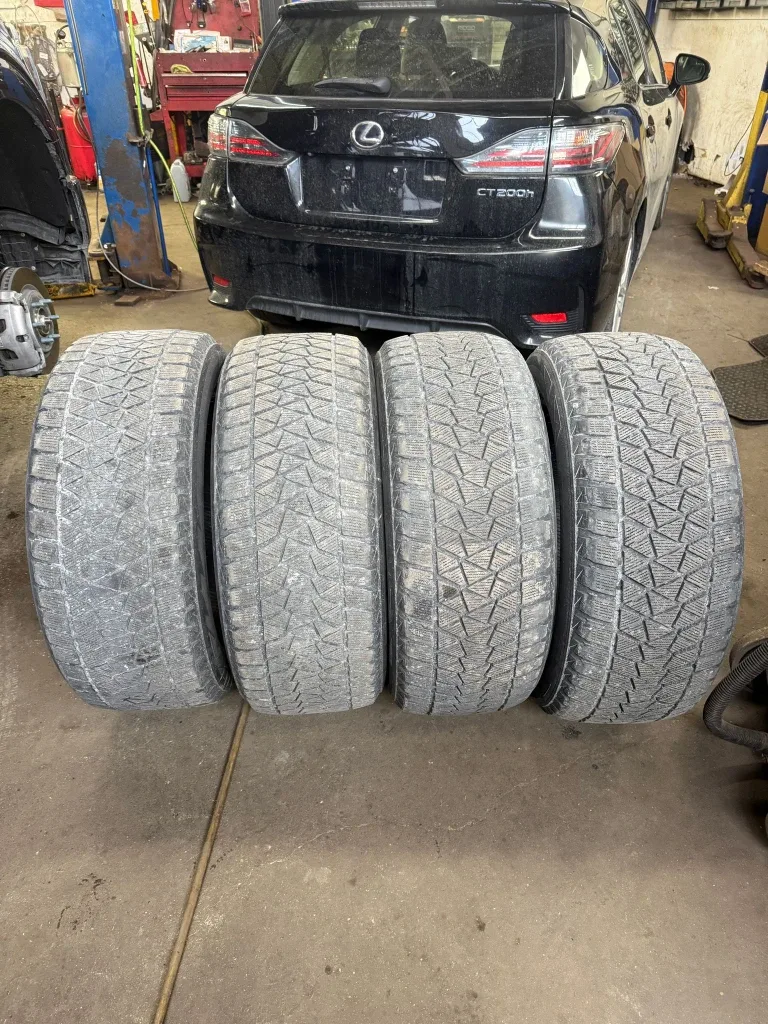 Bridgestone Blizzak DM-V2 Winter Tires